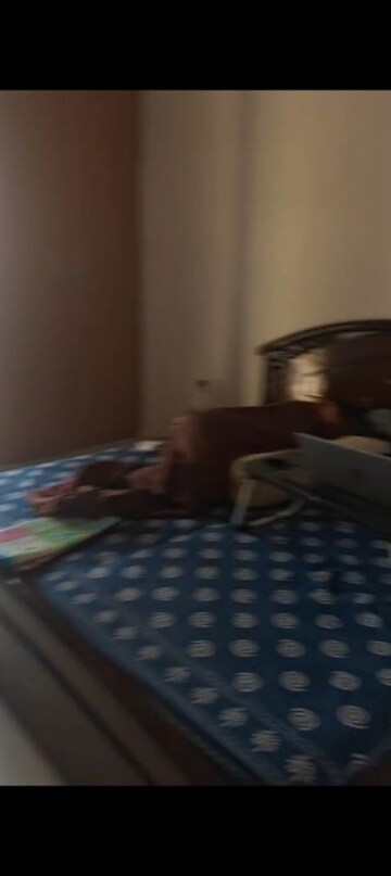 Bedroom in 2.5 BHK Apartment at Trident Embassy, Sector 1 Greater Noida – for Rent