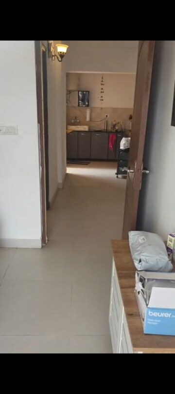 Master Bedroom in 2.5 BHK Apartment at Trident Embassy, Sector 1 Greater Noida – for Rent