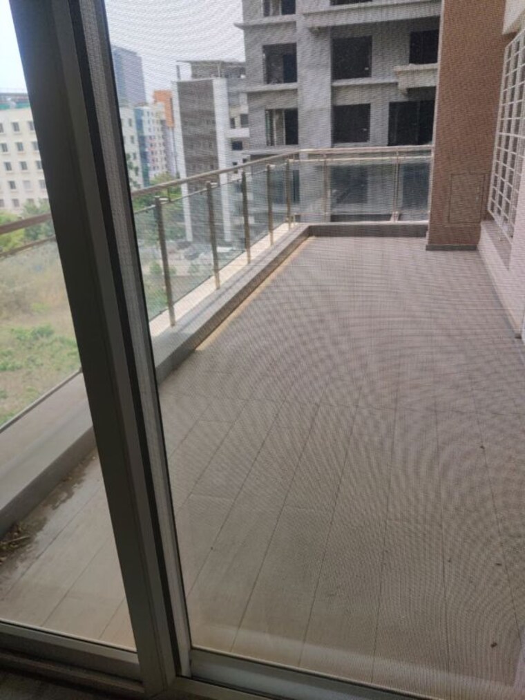 Balcony, kumar-peninsula 3 Bedroom 1350 Sq.Ft. Apartment In Baner Pune 10005868