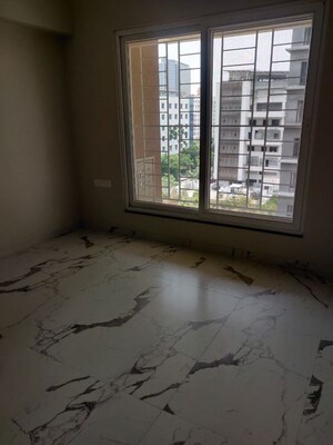Room in 3 BHK Apartment at Kumar Peninsula, Baner – for Sale