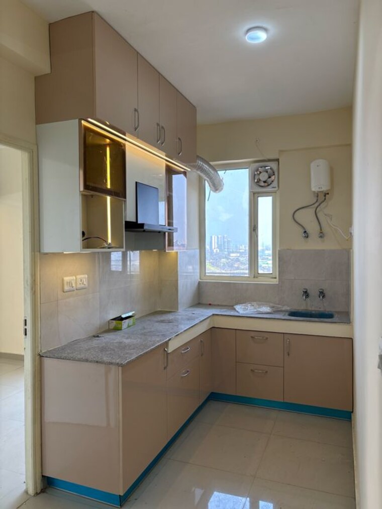 Kitchen, pyramid-altia 3 Bedroom 800 Sq.Ft. Apartment In Sector 70a Gurgaon 10005960