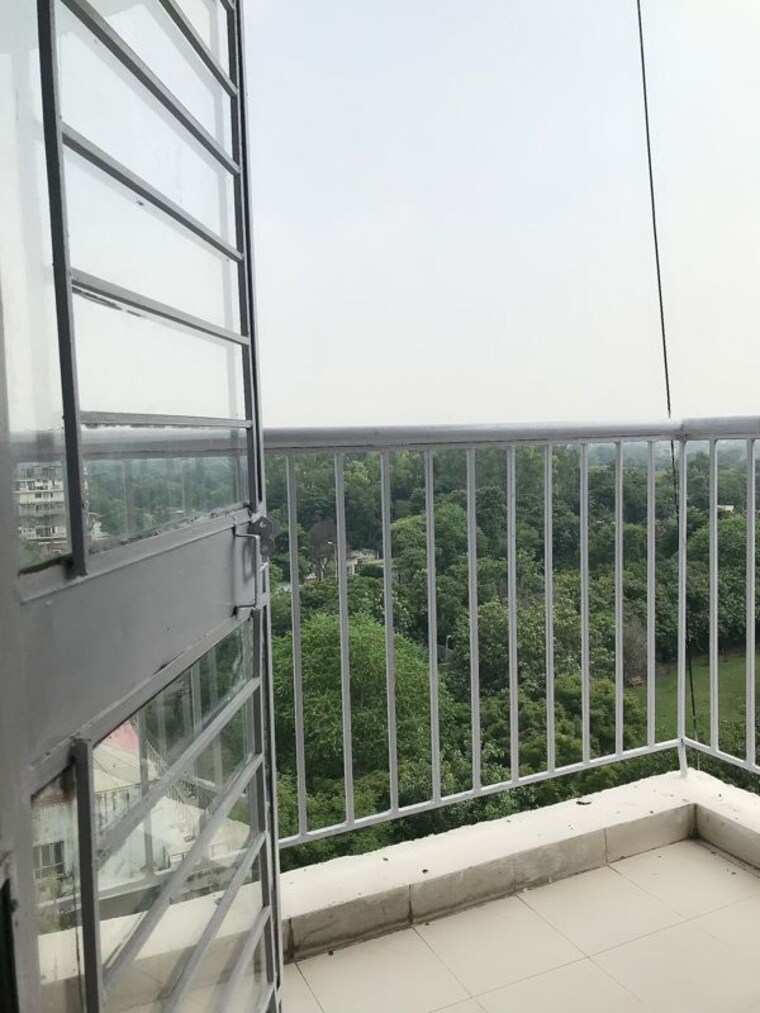 Balcony, vasant kunj 3.5 Bedroom 1800 Sq.Ft. Apartment In Vasant Kunj Delhi 10005967