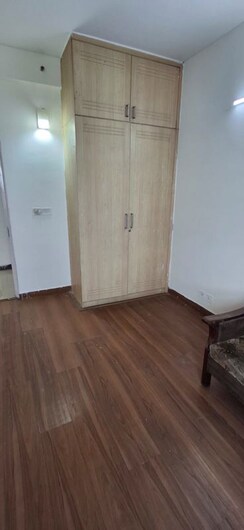 3 BHK + Servant Room,Extra Room Apartment For Rent in BPTP The Resort