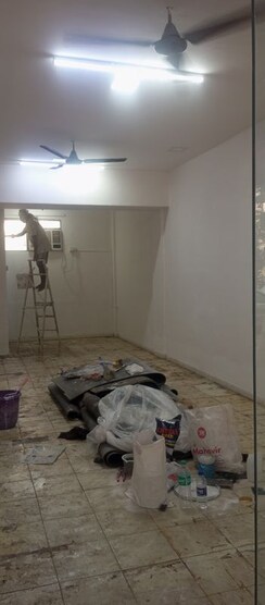 Retail Shop For Sale in Squarefeet Grand Square