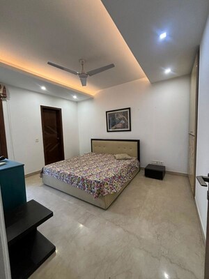 Bedroom in 3 BHK Builder Floor at Safdarjung Enclave – for Rent