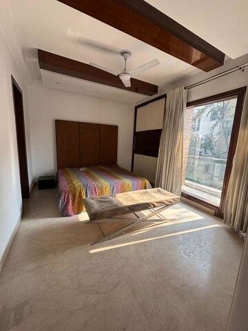 Bedroom in 3 BHK Builder Floor at Safdarjung Enclave – for Rent