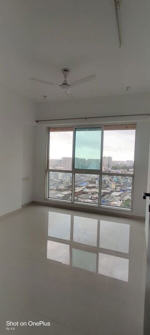 2 BHK Apartment For Rent in Nahar Cayenne, Powai