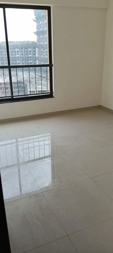 Room in 2 BHK Apartment at Shapoorji Pallonji Joyville Hadapsar Annexe, Hadapsar – for Sale