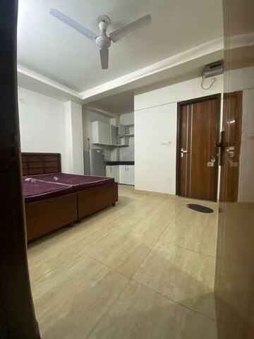 1 RK Builder Floor For Rent in Sector 44