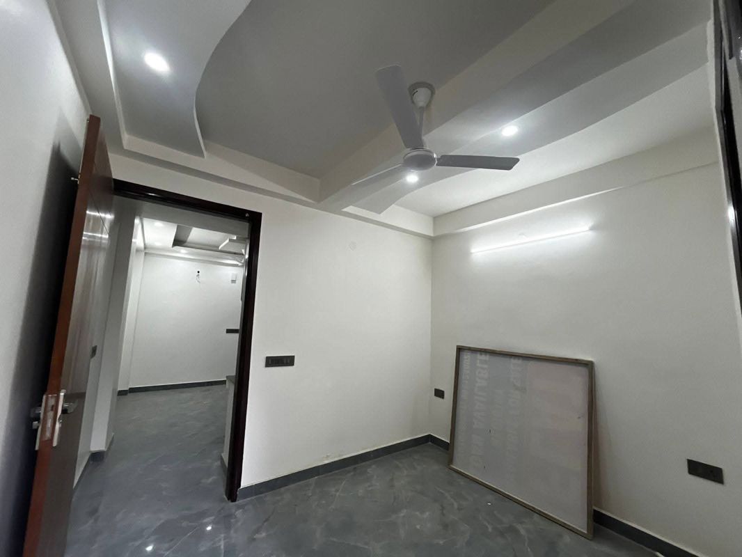 1 BHK Builder Floor For Rent in Saket