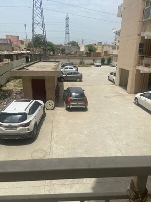Parking in 3 BHK Apartment at Vashisht Heights, Sector 87 – for Sale