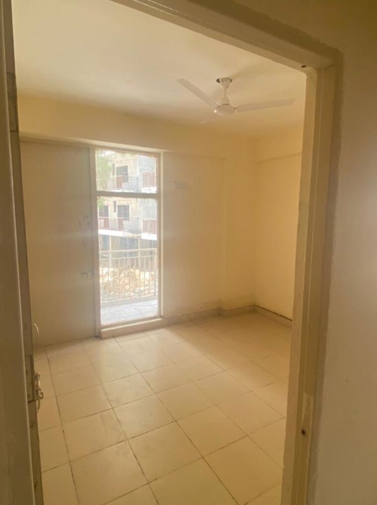 Room, vashisht-heights 3 Bedroom 645 Sq.Ft. Apartment In Sector 87 Faridabad 10006374