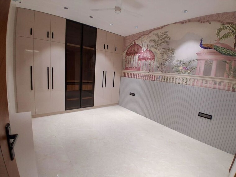 Room, dlf-city-centre 4 Bedroom 1800 Sq.Ft. Builder Floor In Sector 28 Gurgaon 10006394