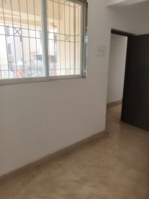 Room in 1 BHK Apartment at Royal Plaza Kalyan West, Kalyan West – for Sale