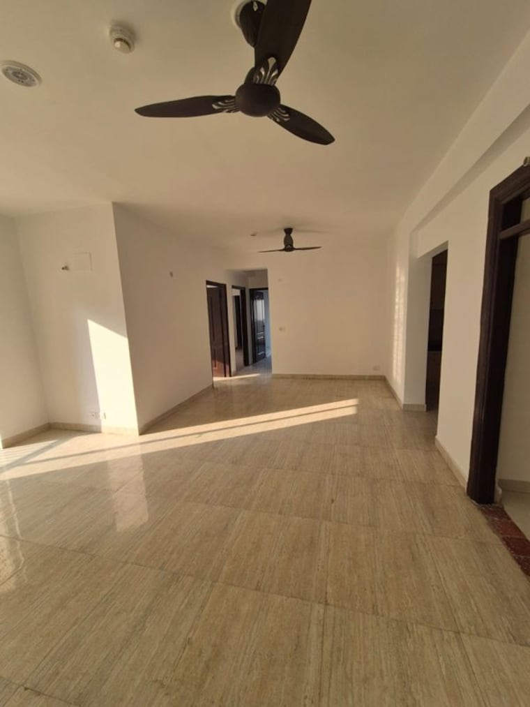 Room, logix-blossom-county 3.5 Bedroom 1758 Sq.Ft. Apartment In Sector 137 Noida 10006423