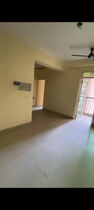 Room in 2 BHK Apartment at Gaur City 2 - 16th Avenue, Sector 16c Greater Noida – for Sale