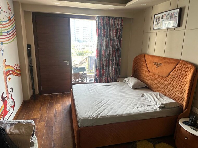 Bedroom, emaar-mgf-emerald-hills 4 Bedroom 2700 Sq.Ft. Apartment In Sector 65 Gurgaon 10006431