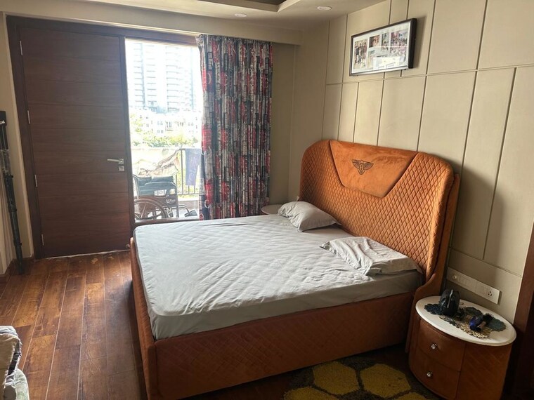 Bedroom, emaar-mgf-emerald-hills 4 Bedroom 2700 Sq.Ft. Apartment In Sector 65 Gurgaon 10006431