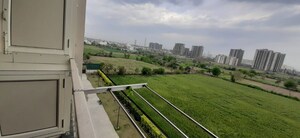 Plot Area in 2 BHK Apartment at BPTP Discovery Park, Sector 80 – for Sale