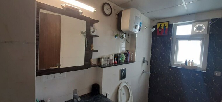 Bathroom, bptp-discovery-park 2 Bedroom 1250 Sq.Ft. Apartment In Sector 80 Faridabad 10006405