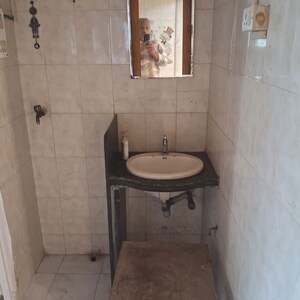 Bathroom in 1 BHK Apartment at Lokhandwala – for Rent