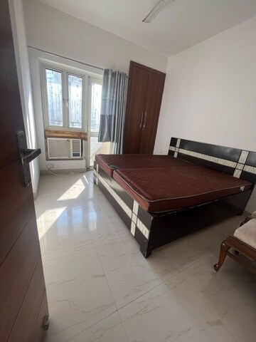 2 BHK Apartment For Sale in Paramount Floraville, Sector 137