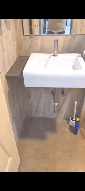 Furnished Amenities in 2 BHK Apartment at Lodha Amara, Kolshet Road – for Rent