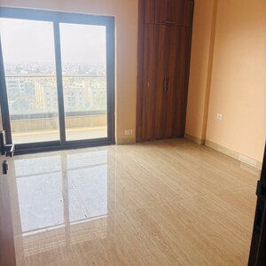 Room in 4 BHK Apartment at Azeagaia Botanica, Vrindavan Yojna – for Sale