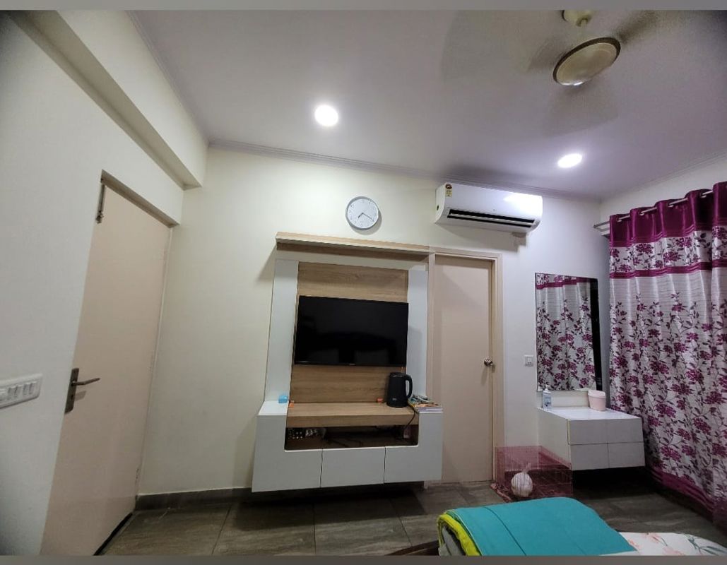 2 BHK Apartment For Rent in Gaur City 6th Avenue