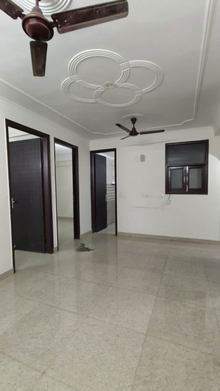 Room, saket 2 Bedroom 1000 Sq.Ft. Apartment In Saket Delhi 10006522