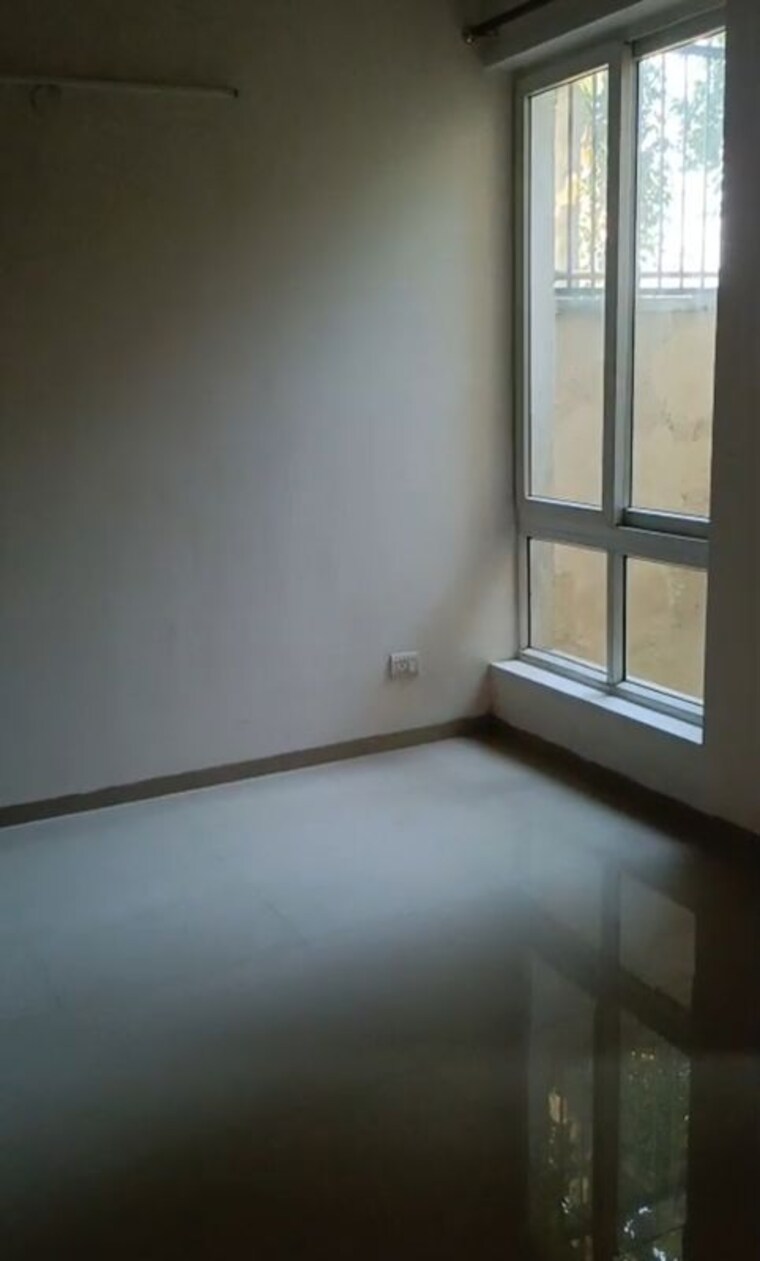 Room, emaar-mgf-emerald-hills 4 Bedroom 3150 Sq.Ft. Apartment In Sector 65 Gurgaon 10006525