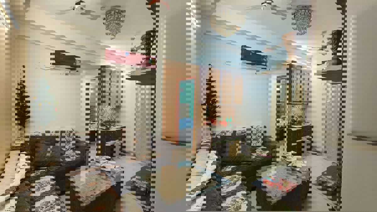 3 BHK 1425 Sq.Ft. Apartment in Paramount Floraville