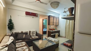 3 BHK Apartment For Rent in Paramount Floraville, Sector 137