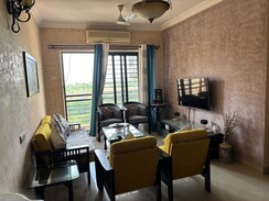 2 BHK + Store Room Apartment For Rent in K Raheja Heights