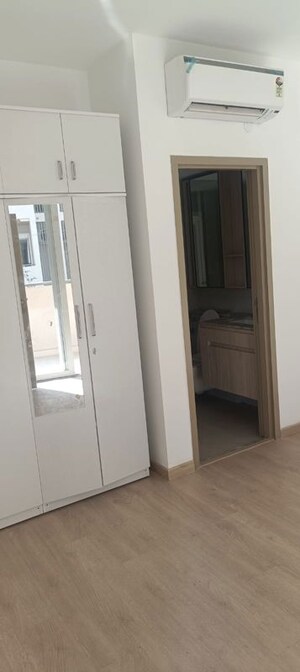 Building Lobby in 3.5 BHK Apartment at DLF Gardencity Enclave, Sector 93 – for Rent