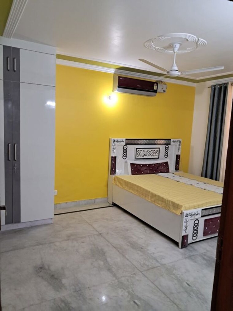 Bedroom, paryavaran complex 2 Bedroom 1000 Sq.Ft. Builder Floor In Paryavaran Complex Delhi 10006607