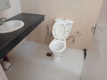 Bathroom in 4 BHK Apartment at Bestech Park View City 1, Sector 48 – for Rent