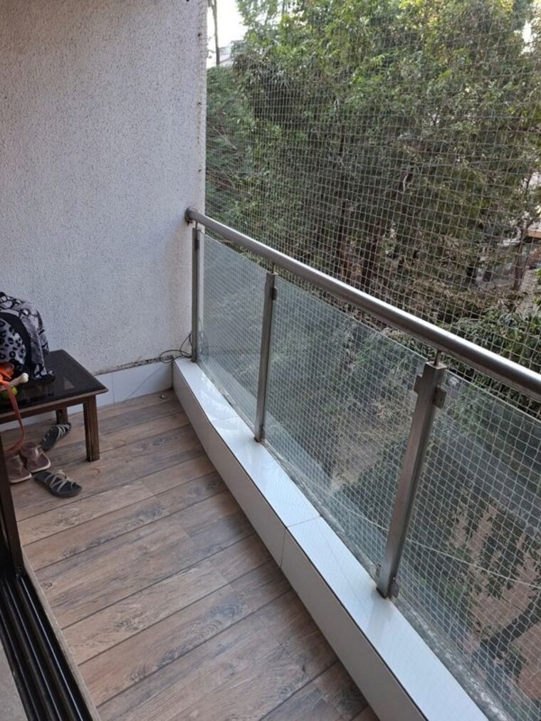 Balcony, bandra west 1 Bedroom 500 Sq.Ft. Apartment In Bandra West Mumbai 10006656