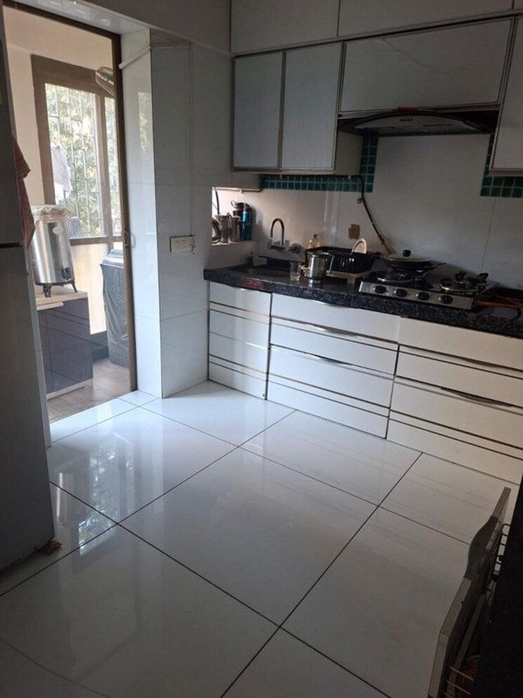 Kitchen, bandra west 1 Bedroom 500 Sq.Ft. Apartment In Bandra West Mumbai 10006656