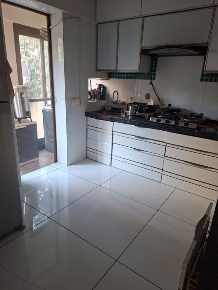 Kitchen, bandra west 1 Bedroom 500 Sq.Ft. Apartment In Bandra West Mumbai 10006656