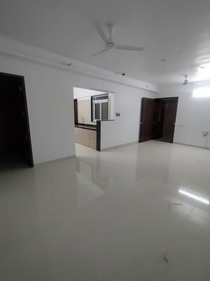 Team Area in 3 BHK Apartment at Rahul Arcus, Baner – for Rent