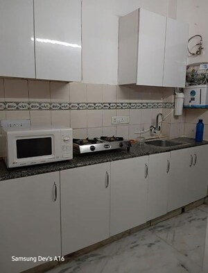 Kitchen in 1 BHK Builder Floor at Malviya Nagar – for Rent