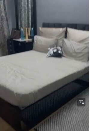 Bedroom in 3 BHK Apartment at Bariatu – for Rent