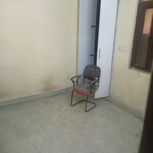 1 BHK Builder Floor For Rent in Chattarpur