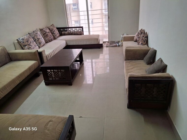 Living Room, paras-tierea 3 Bedroom 1660 Sq.Ft. Apartment In Sector 137 Noida 10007055