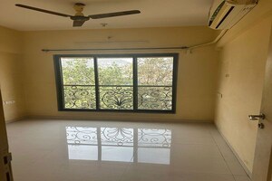 2 BHK Apartment For Rent in Mayfair Housing Hillcrest, Vikhroli West