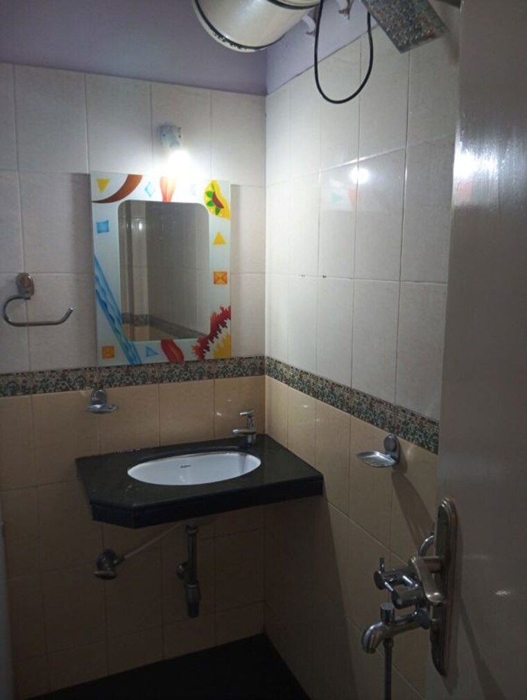Bathroom, rustomjee-riviera 2 Bedroom 650 Sq.Ft. Apartment In Malad West Mumbai 10007091