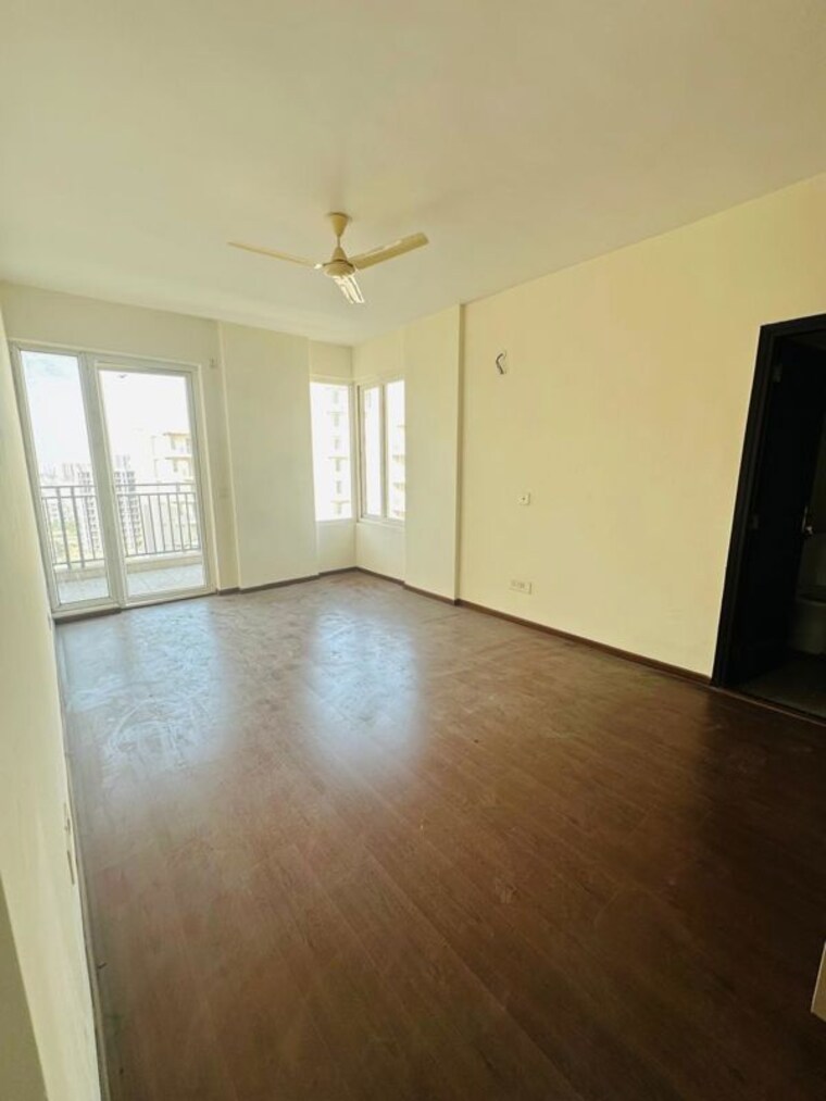 Room, dlf-gardencity-enclave 3 Bedroom 1496 Sq.Ft. Apartment In Sector 93 Gurgaon 9956069