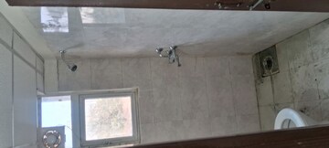 Room in 2 BHK Apartment at Signature Global Proxima, Sector 89 – for Rent