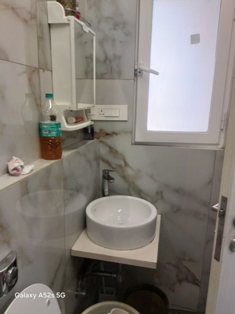 Bathroom, concrete-sai-samast 2 Bedroom 942 Sq.Ft. Apartment In Chembur Mumbai 10007045